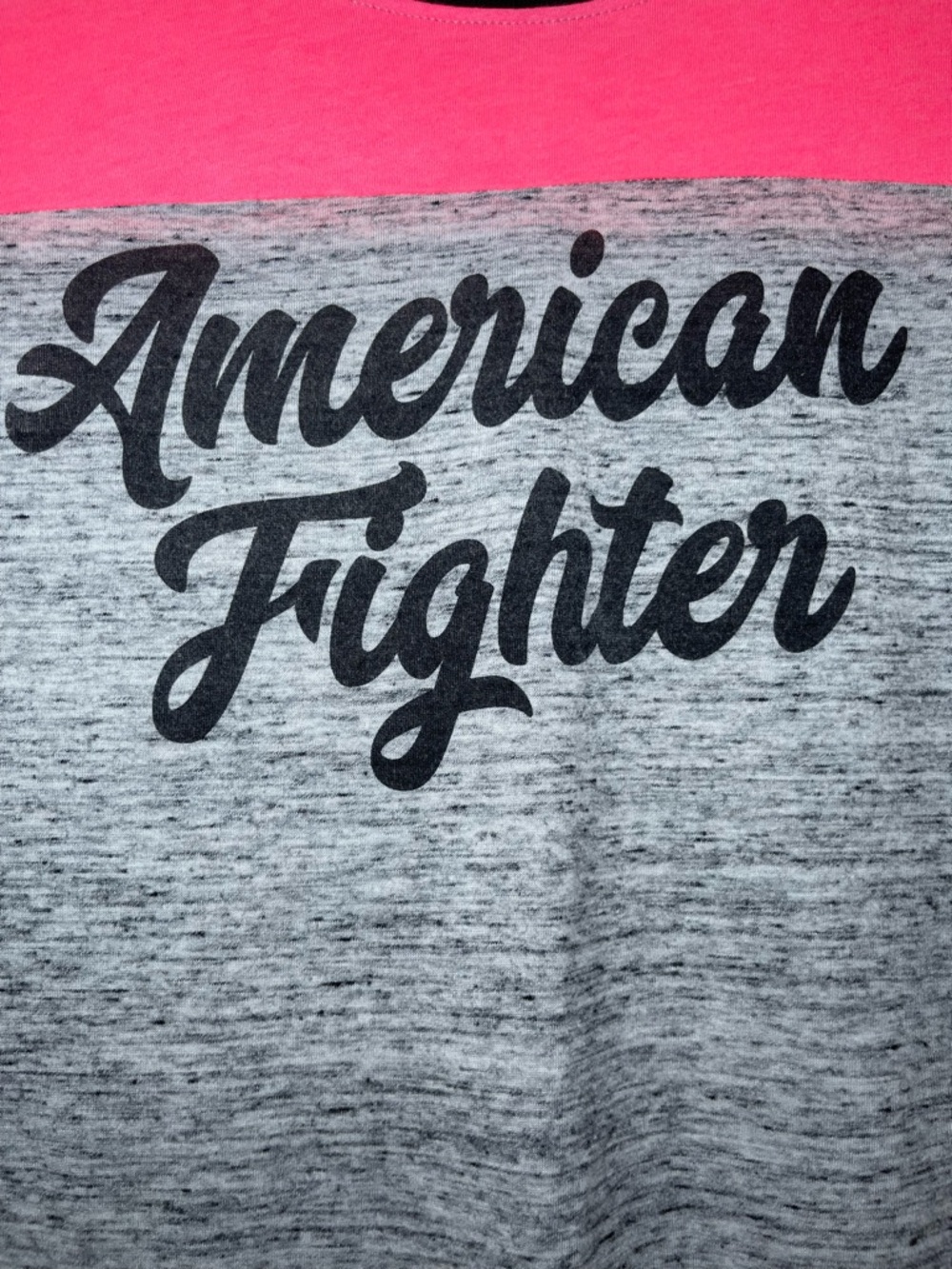 American Fighter Buckle Women’s Pink & Heather Gray Script Logo Tee Size Large - Picture 15 of 16